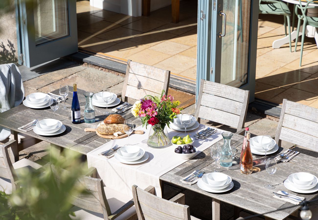Country house in Kingsbridge - Lower Easton Farmhouse: Near Kingsbridge, a beautifully restored Grade II countryside retreat
