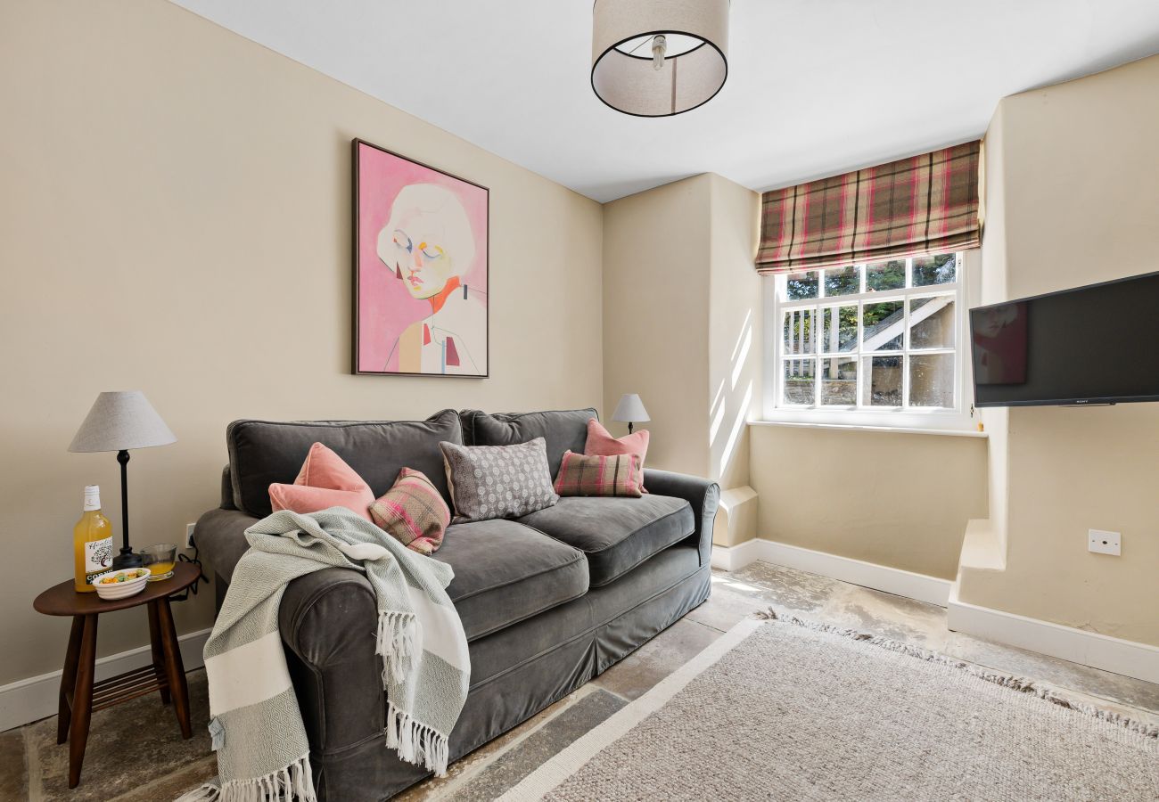 Country house in Kingsbridge - Lower Easton Farmhouse: Near Kingsbridge, a beautifully restored Grade II countryside retreat