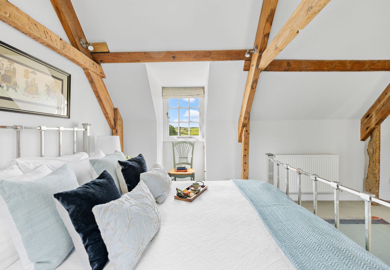 Country house in Kingsbridge - Lower Easton Farmhouse: Near Kingsbridge, a beautifully restored Grade II countryside retreat