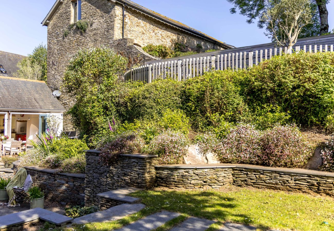 Country house in Kingsbridge - Lower Easton Farmhouse: Near Kingsbridge, a beautifully restored Grade II countryside retreat