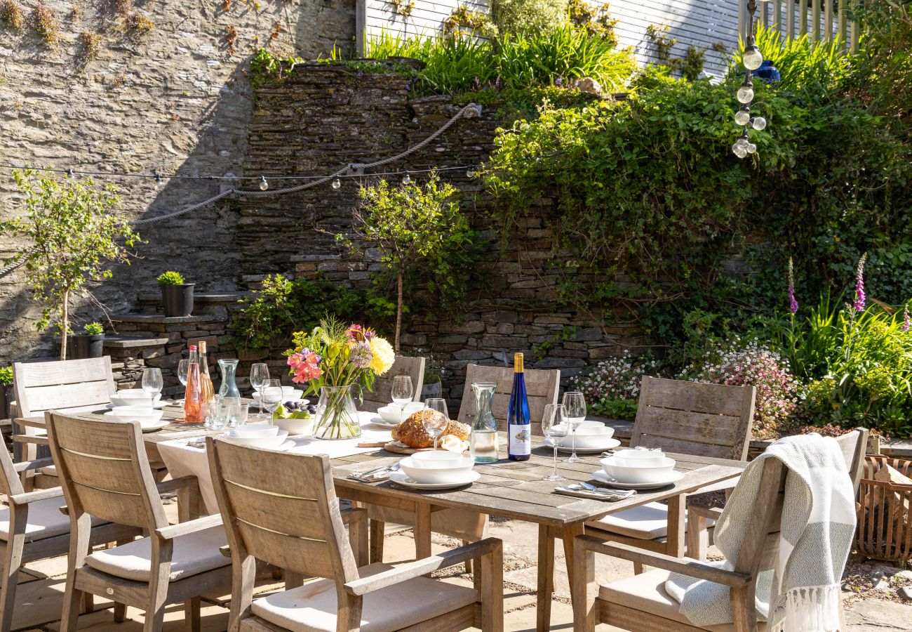 Country house in Kingsbridge - Lower Easton Farmhouse: Near Kingsbridge, a beautifully restored Grade II countryside retreat