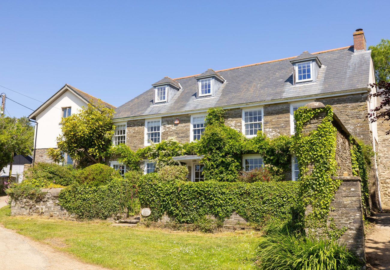 Country house in Kingsbridge - Lower Easton Farmhouse: Near Kingsbridge, a beautifully restored Grade II countryside retreat