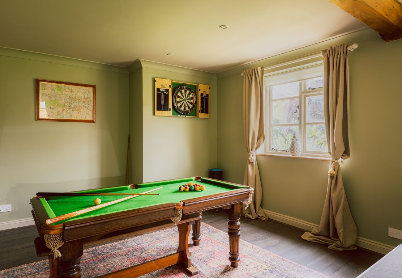 House in Badgworth - Belstone Cottage - A Luxurious Countryside Retreat with Private Pool and Tennis Court