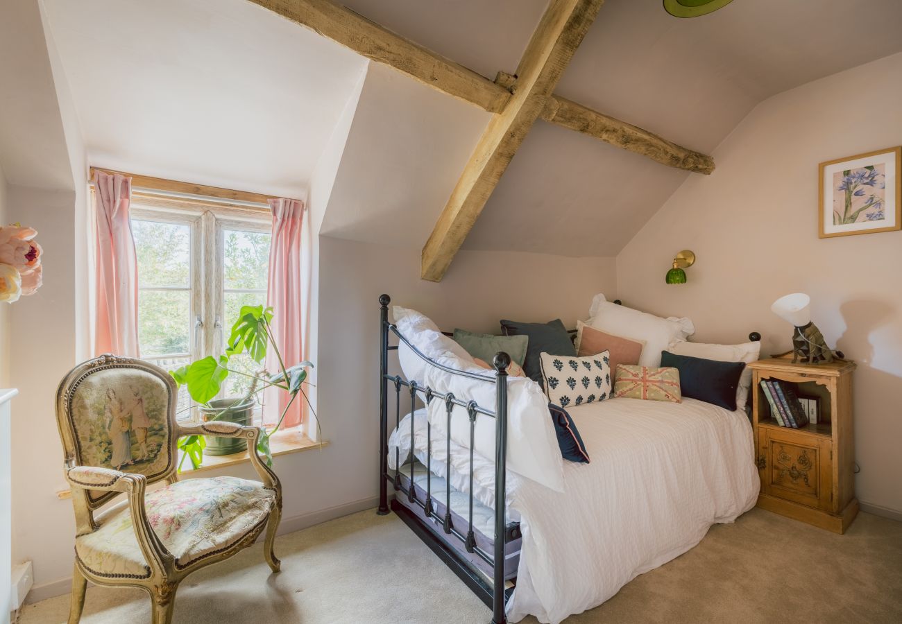 House in Badgworth - Belstone Cottage - A Luxurious Countryside Retreat with Private Pool and Tennis Court