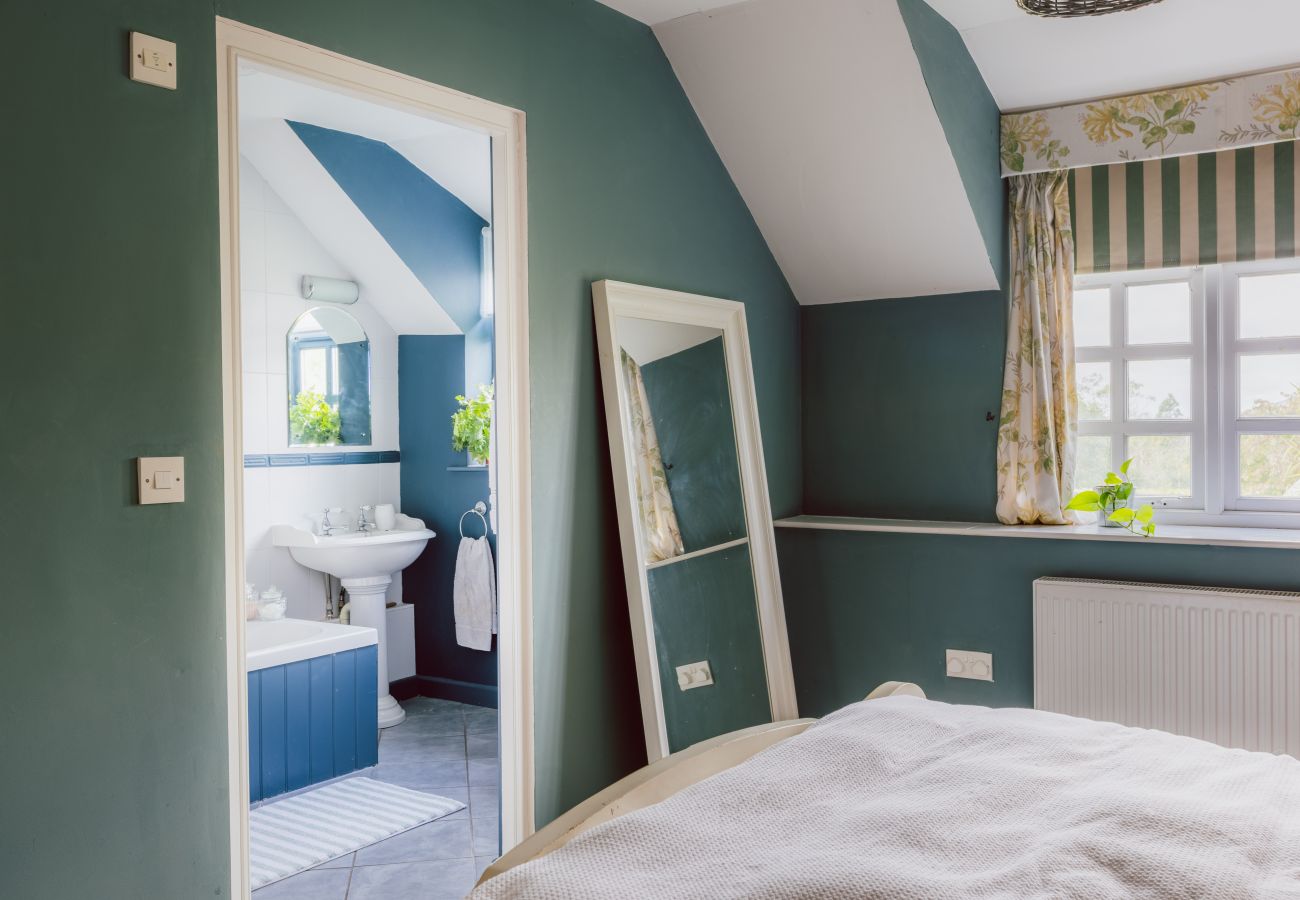 House in Badgworth - Belstone Cottage - A Luxurious Countryside Retreat with Private Pool and Tennis Court